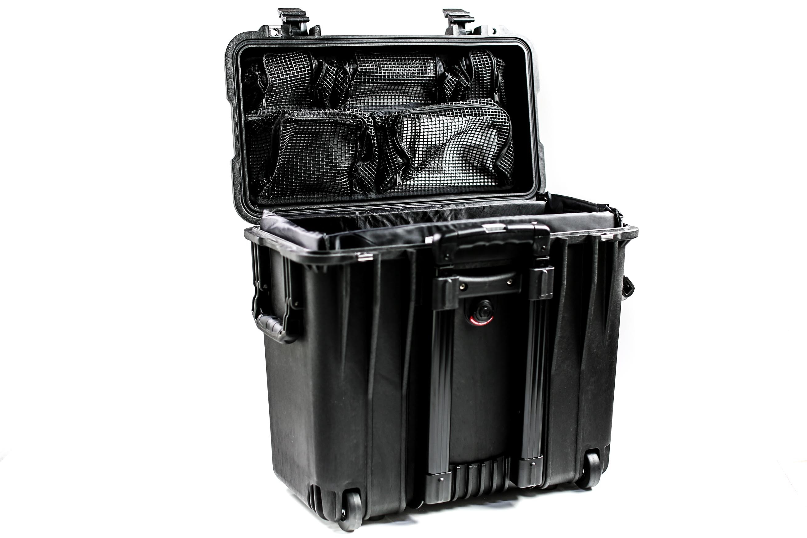 Pelican 1444 Top Loader Case with Photo Dividers (Black)